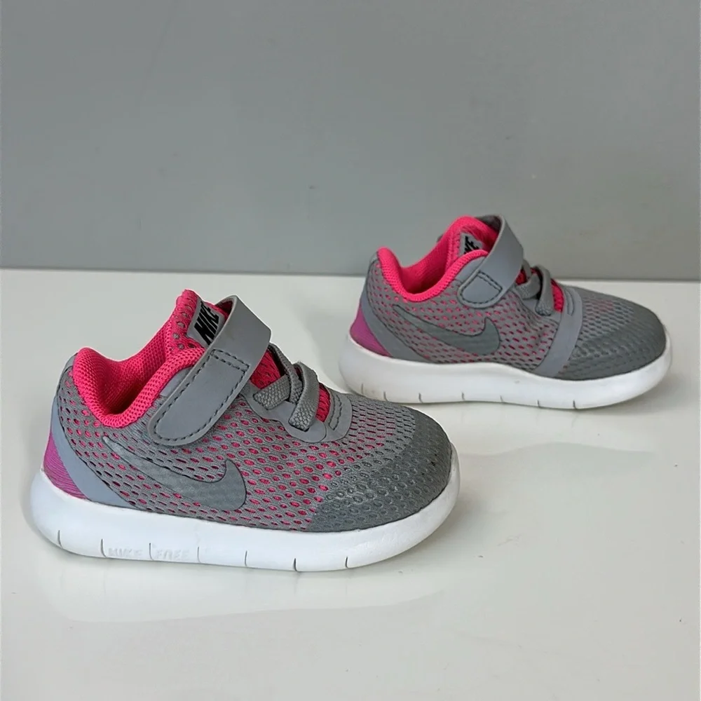 Nike Kids Gray and Pink Lightweight Sneakers